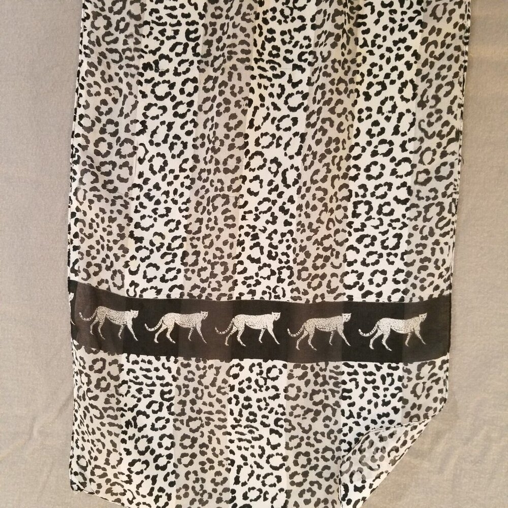 Scarf Women Wrap Rectangle Leopard Animal Print Black White 12 x 61 Cheetah Cat - Picture 5 of 12